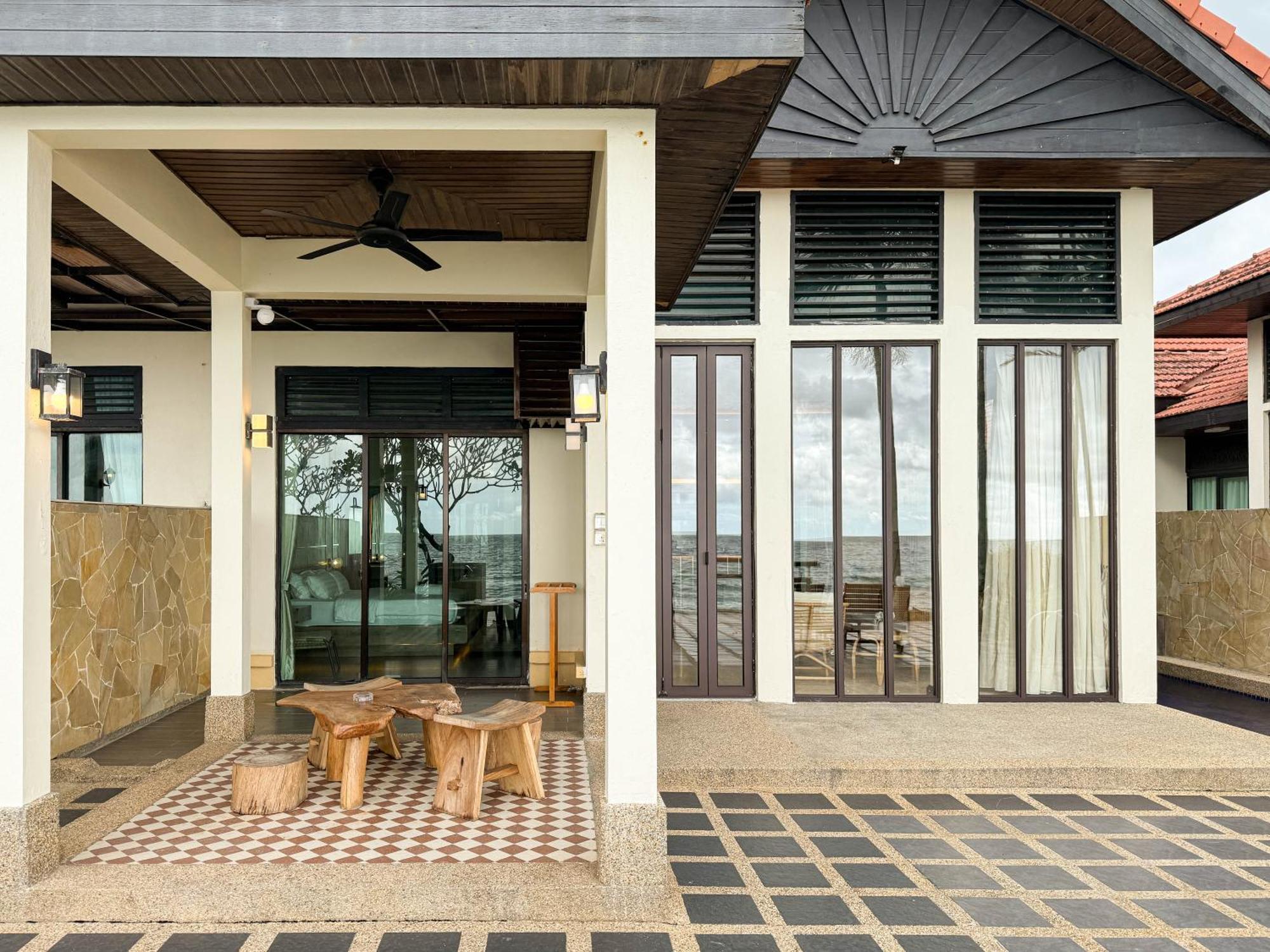 Bonheur At Karambunai Kota Kinabalu Exterior photo