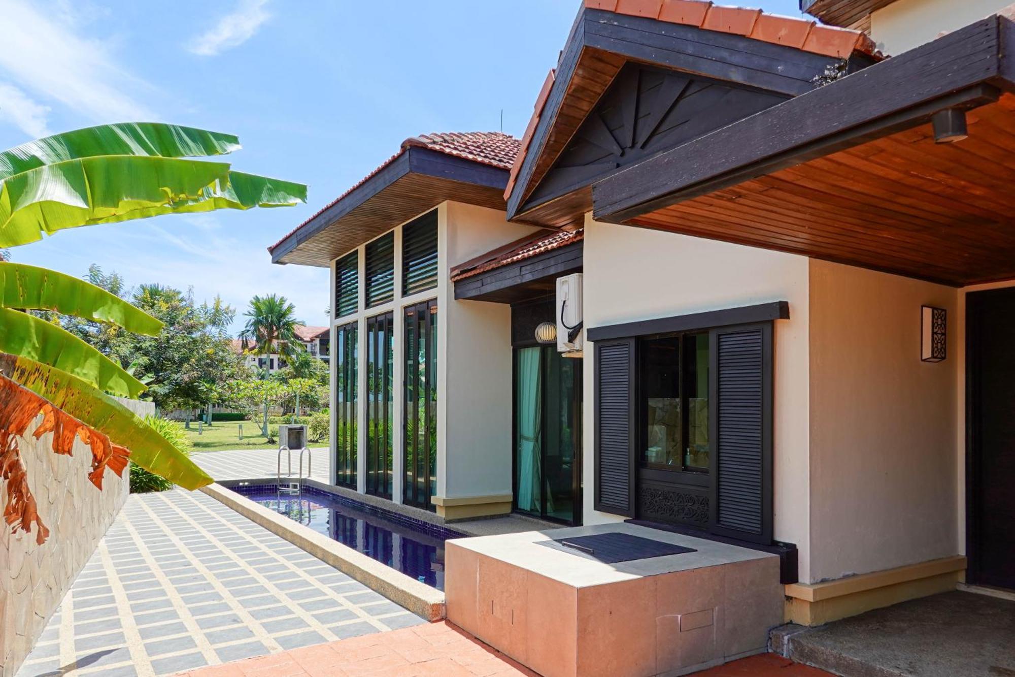 Bonheur At Karambunai Kota Kinabalu Exterior photo